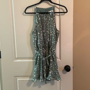 Green romper- never worn